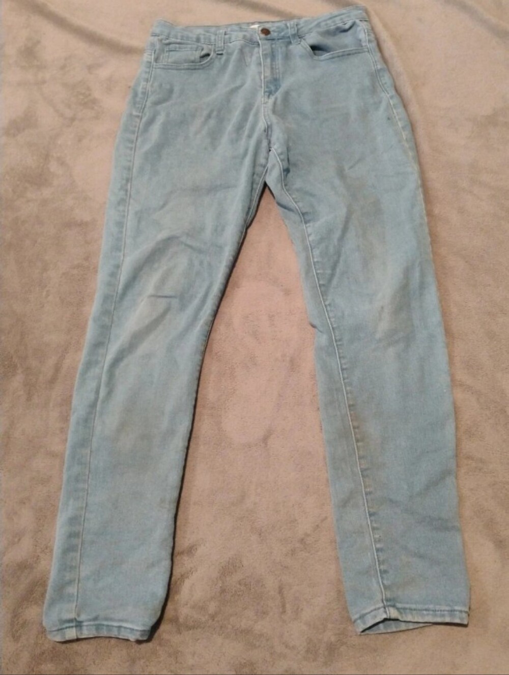Forever 21 Light Wash Slim Straight Denim Jeans - Size 27